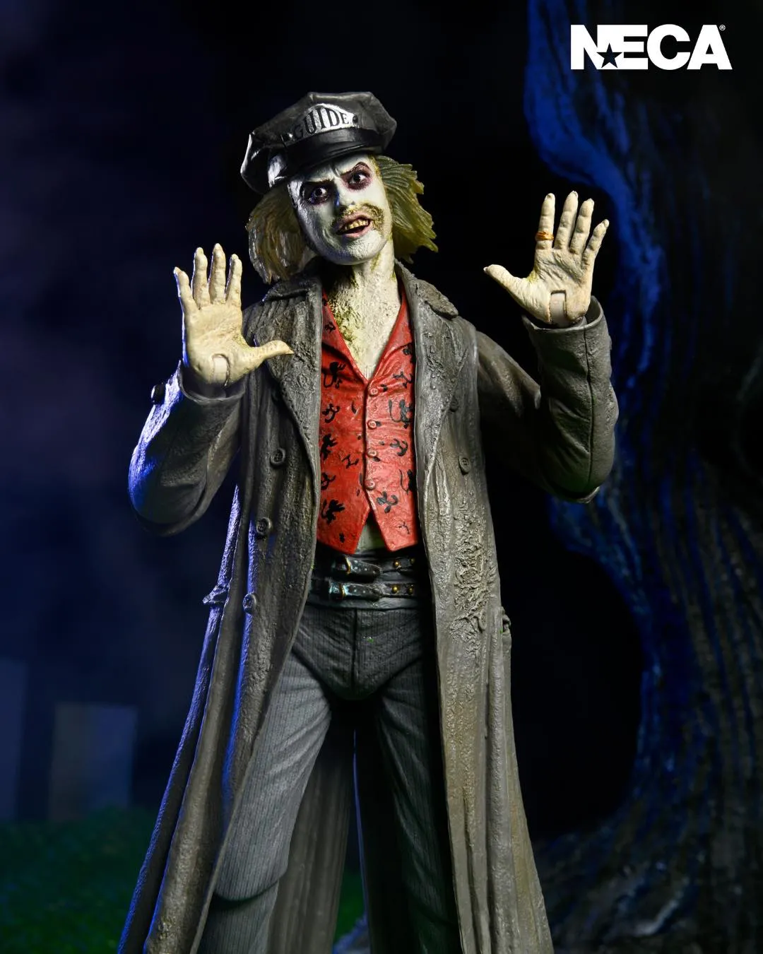 Beetlejuice Ultimate Beetlejuice Tour Guide 7” Scale Action Figure - NECA