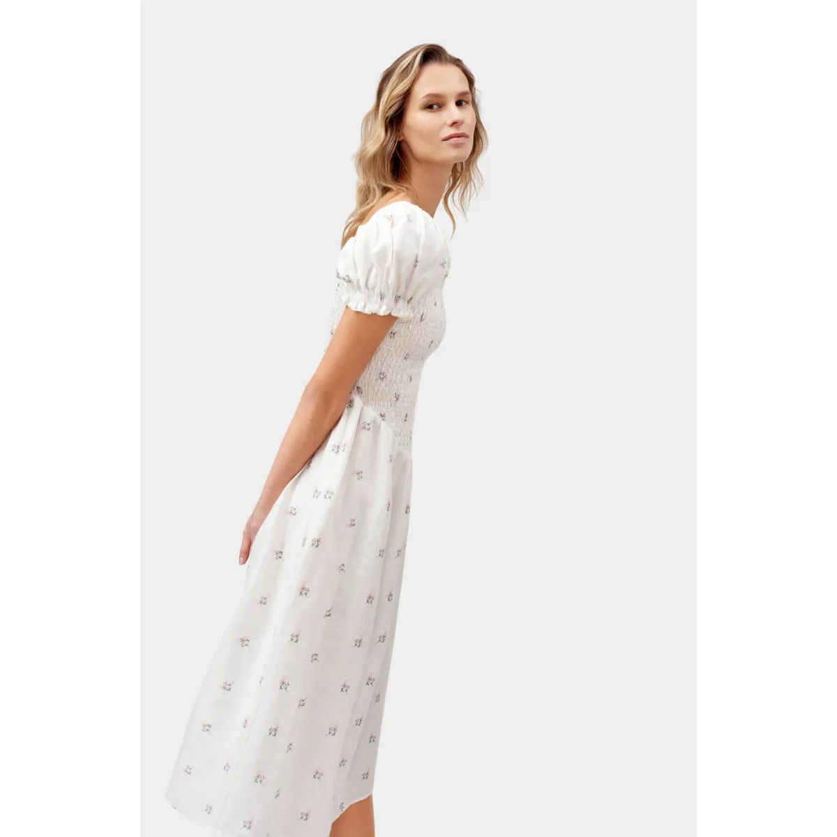 Belle Linen Dress in Bouquets