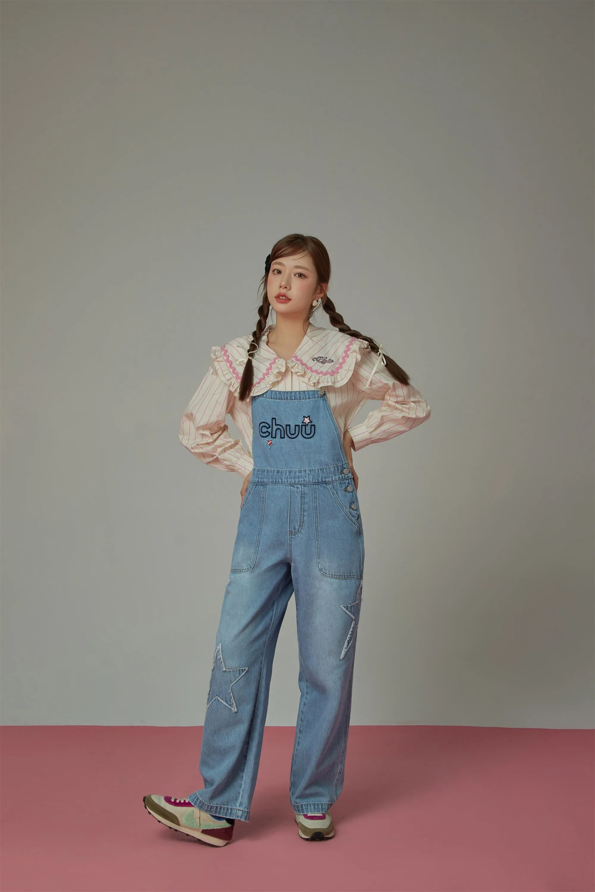 Chuu Logo Star Denim Overalls