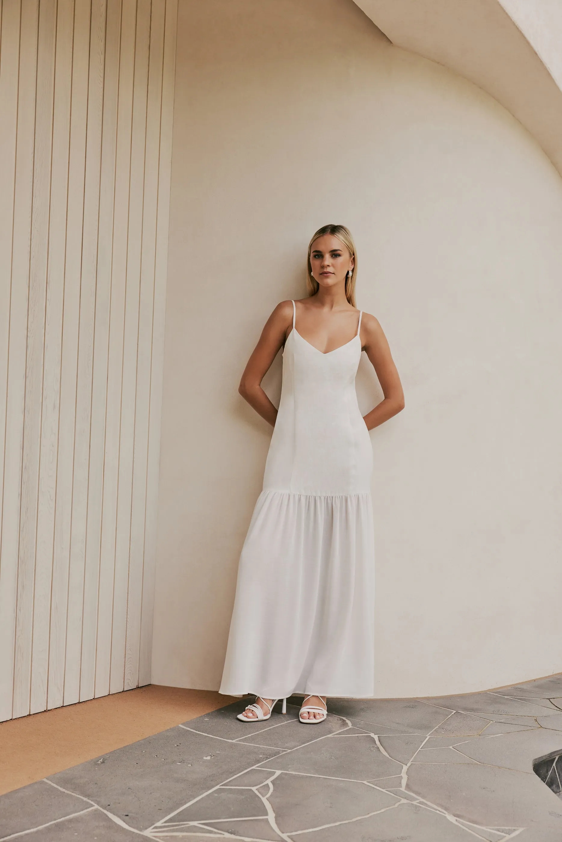 CURAAE Palm Drop Waist Frill Summer Maxi Dress In White