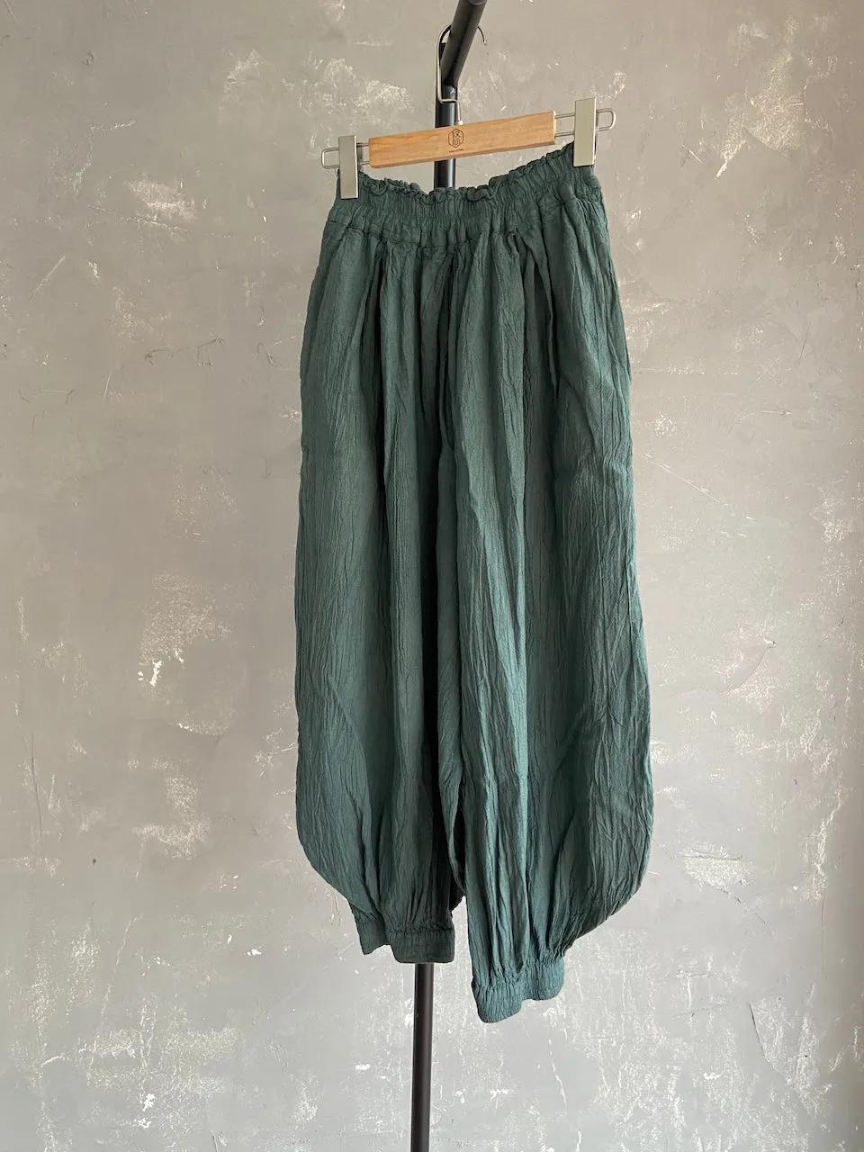 Hand-dyed Lantern Pants (Dark Grey)