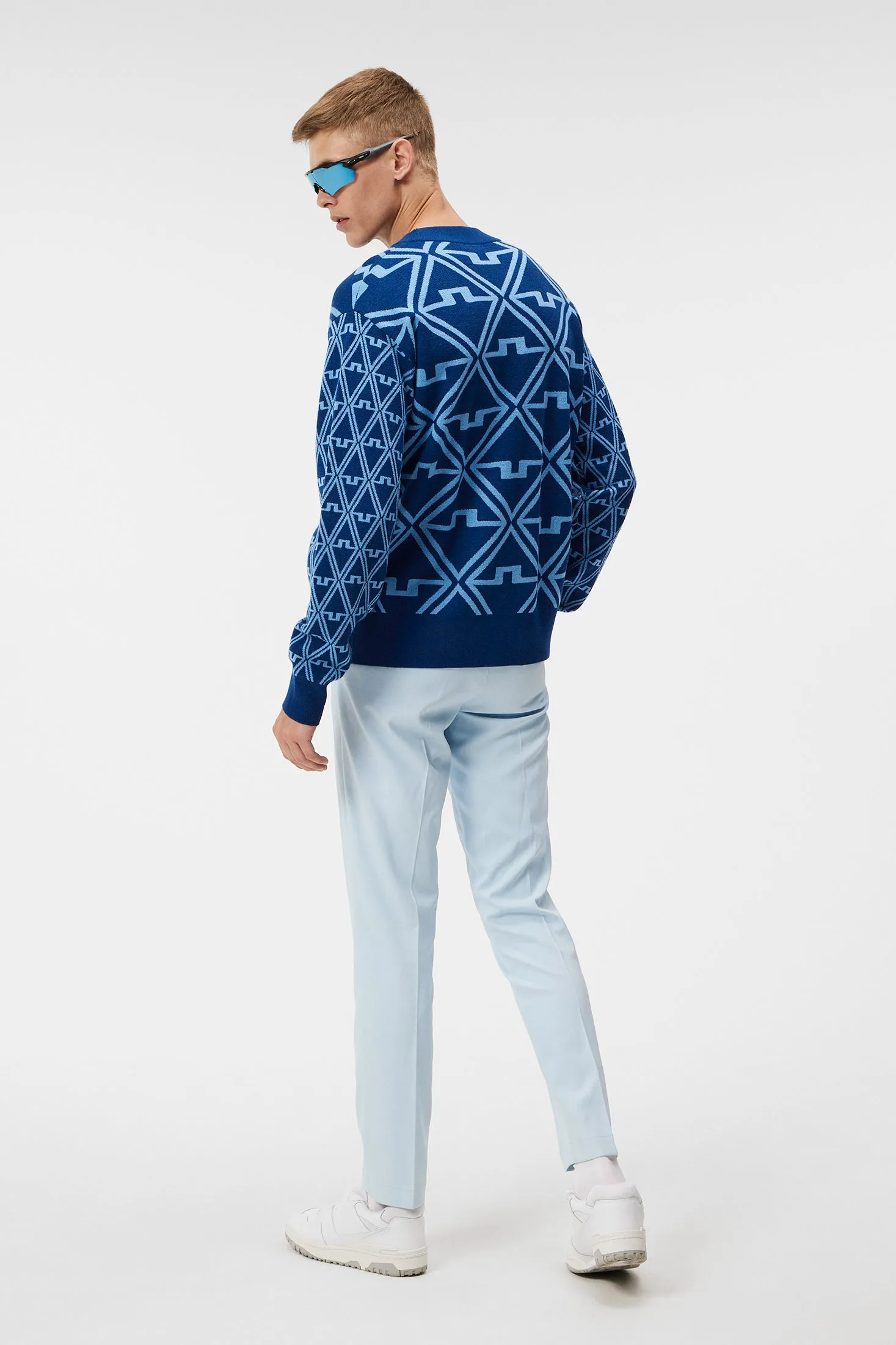 Isaac Jacquard Knitted Sweater / Estate Blue Diamond