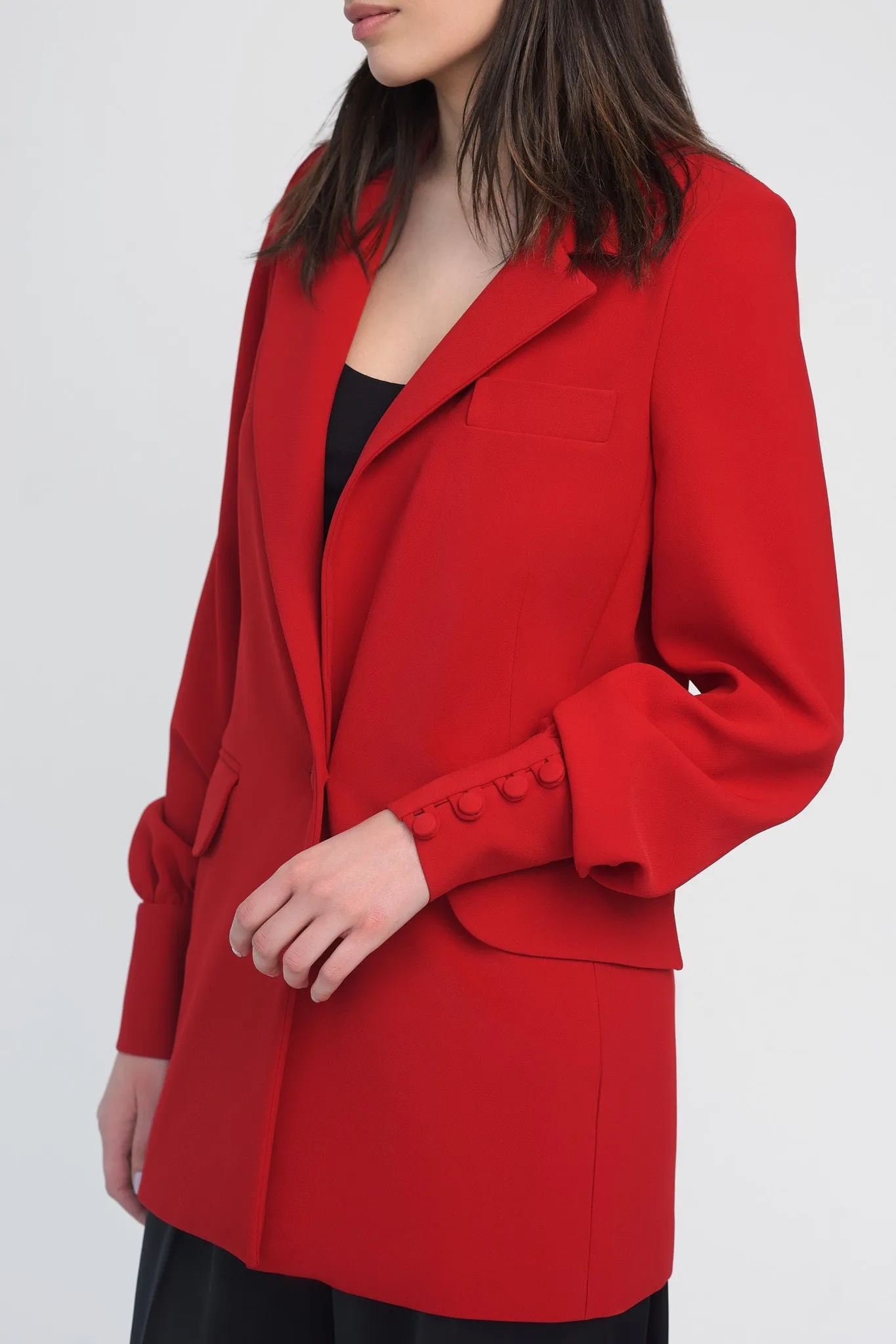 Lantern sleeve crepe blazer in red