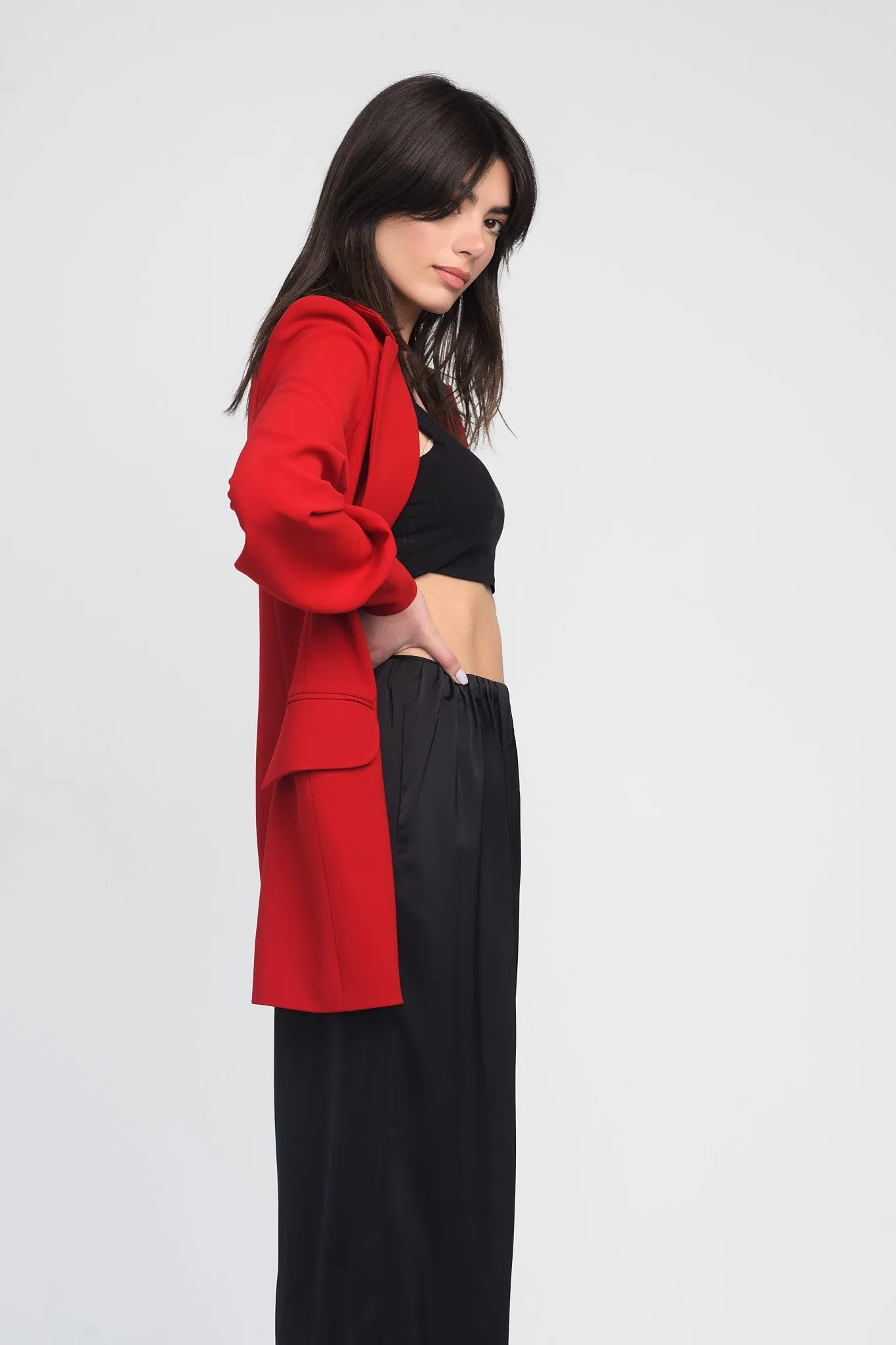 Lantern sleeve crepe blazer in red