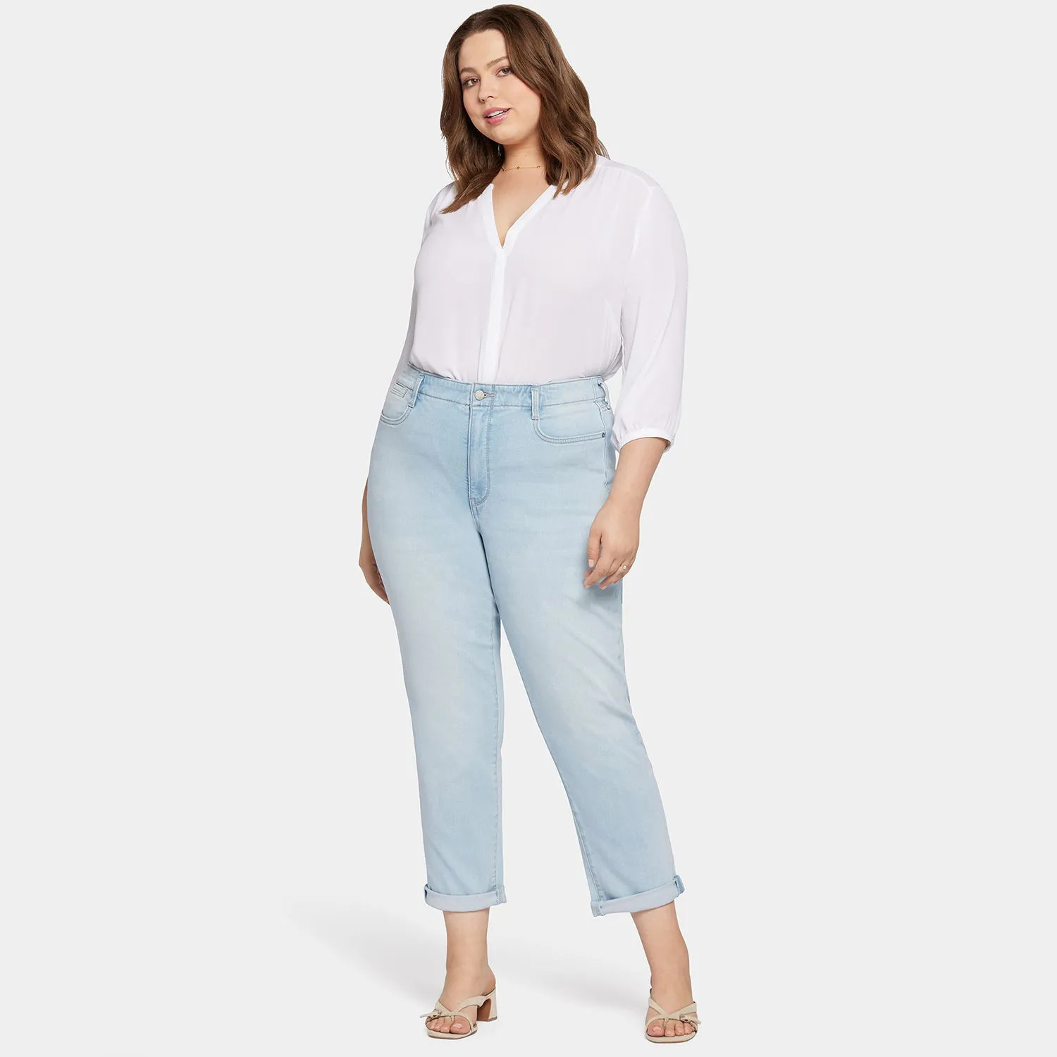 Margot Girlfriend Jeans In Plus Size - Brightside