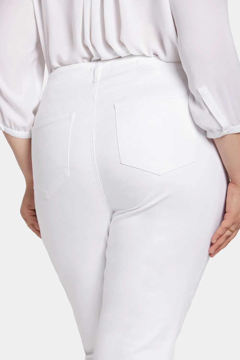 Margot Girlfriend Jeans In Plus Size - Optic White