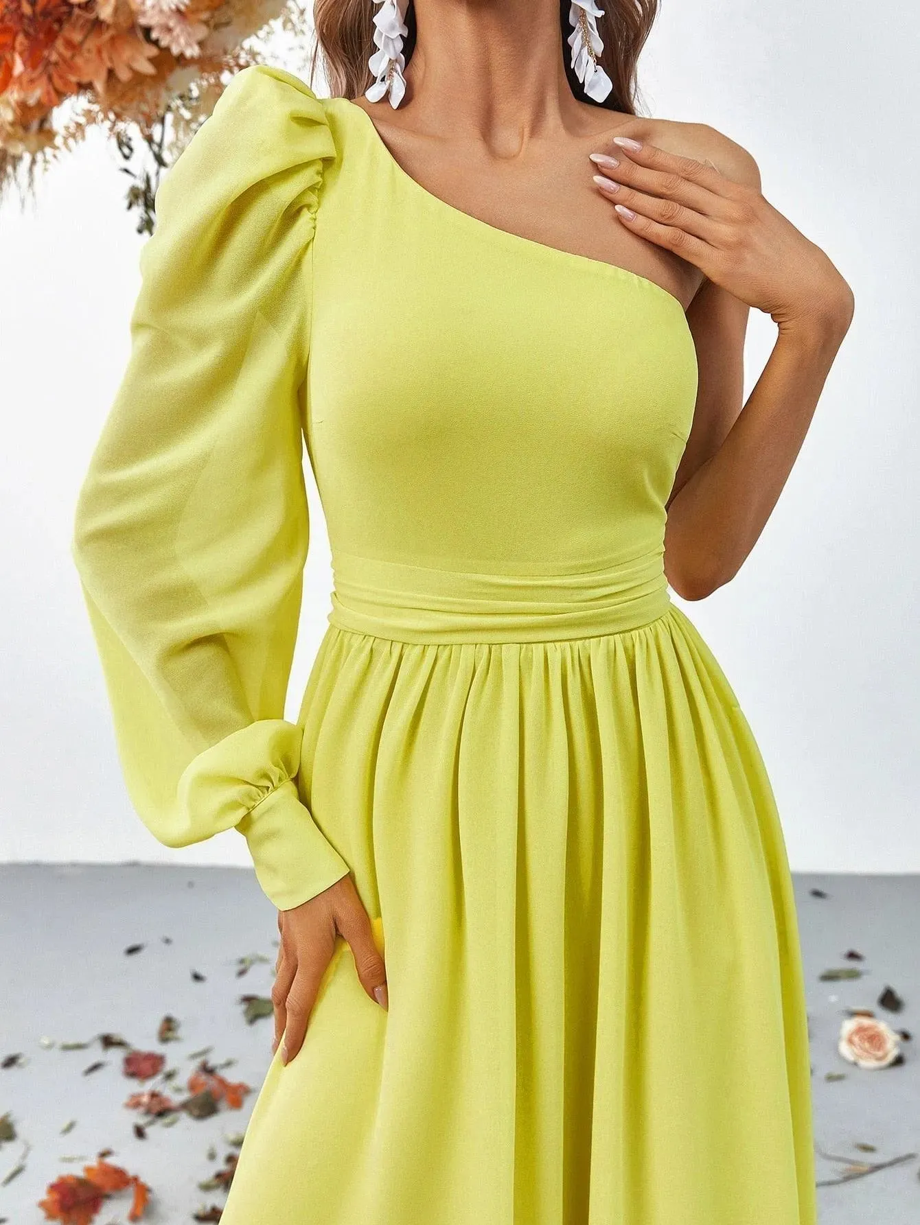 One Shoulder Lantern Sleeves Chiffon Party Dress