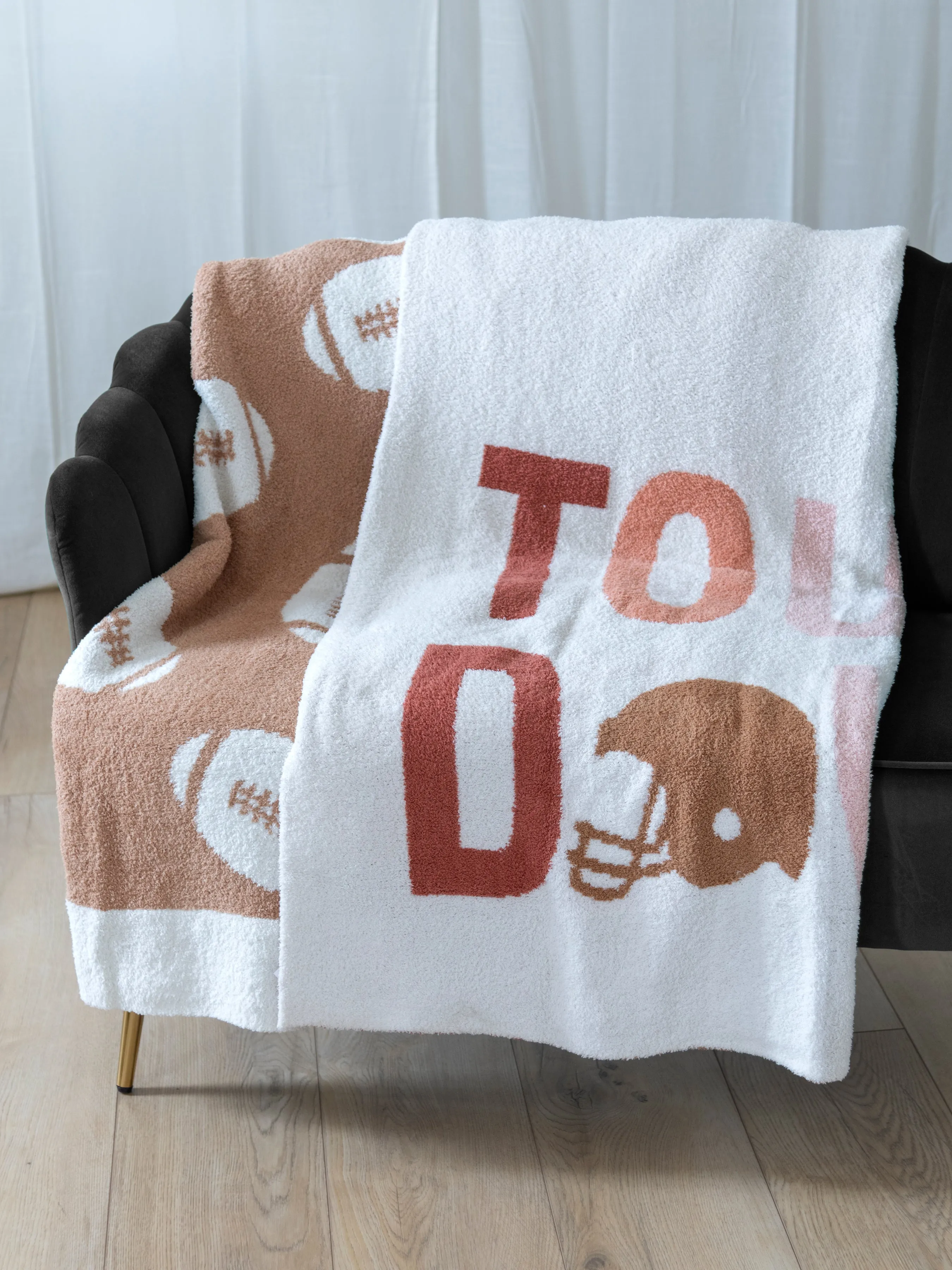 Shiraleah "Touchdown" Throw, Ivory